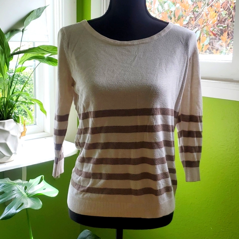 Gap 3/4 Sleeve Knit Sweater
